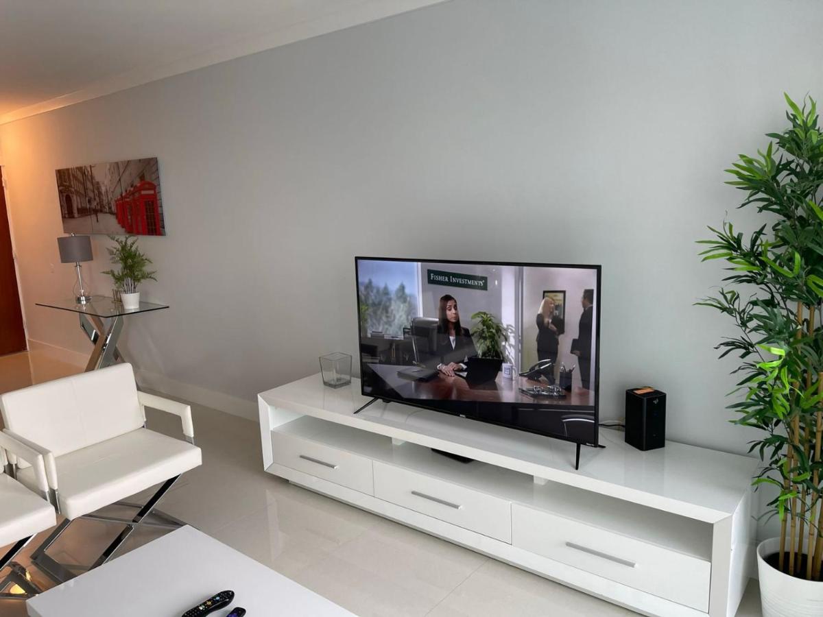 Hollywood On Beach Apartment ภายนอก รูปภาพ