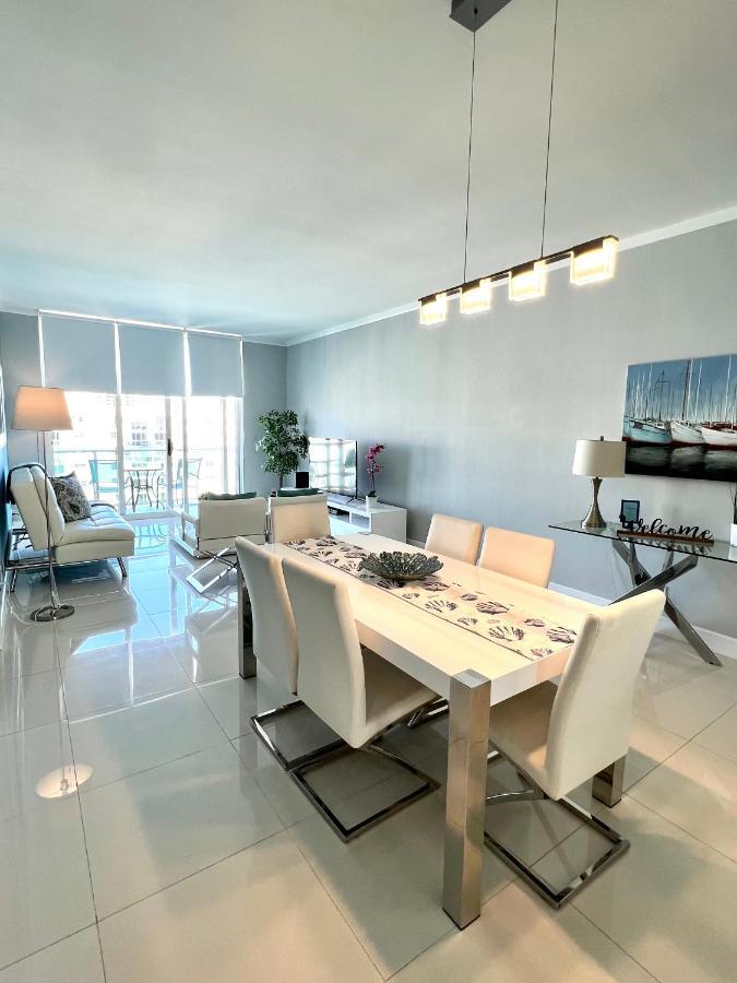 Hollywood On Beach Apartment ภายนอก รูปภาพ