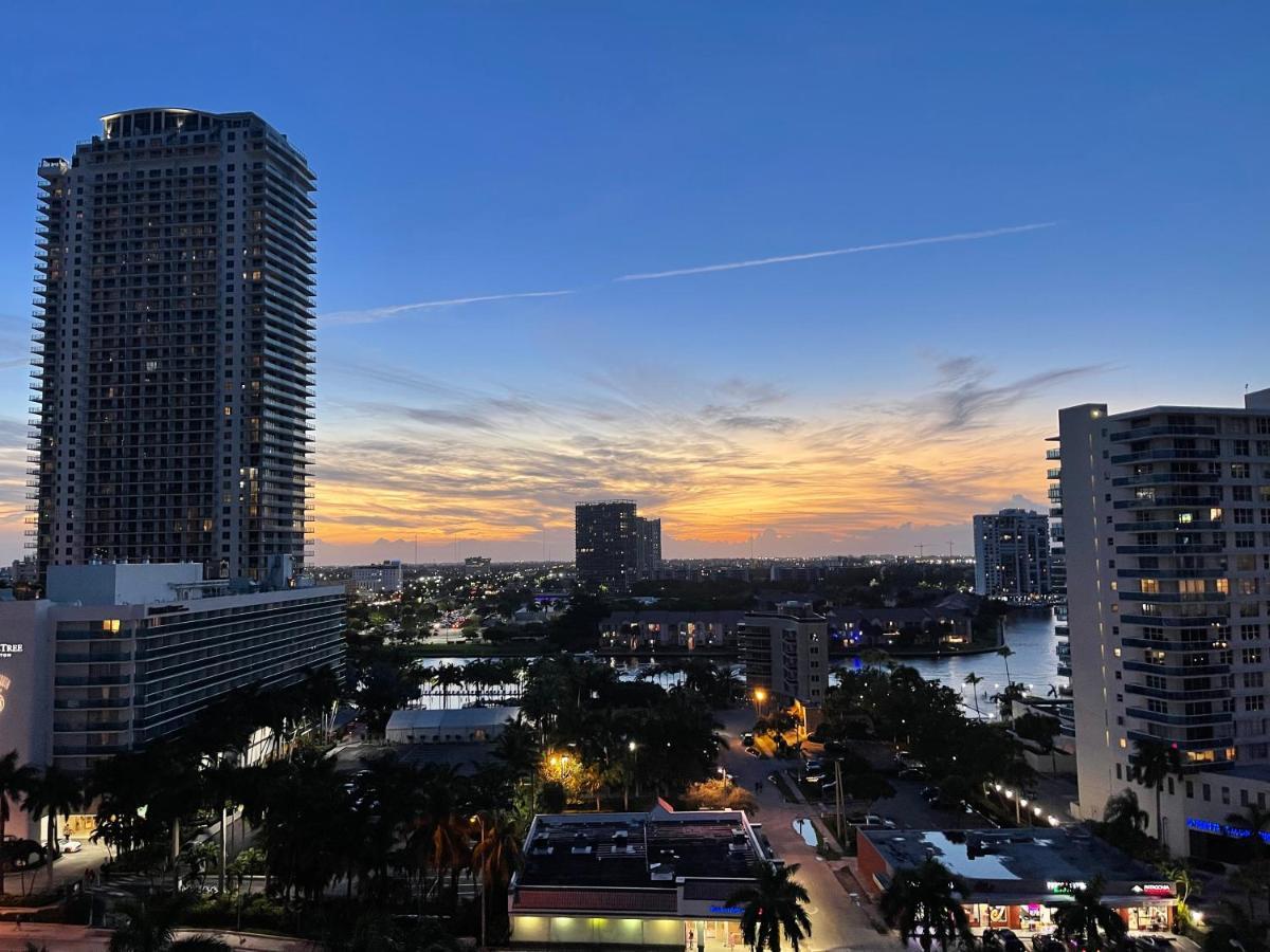 Hollywood On Beach Apartment ภายนอก รูปภาพ